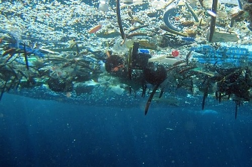 vêtements de sport écologiques pollution plastiques océan