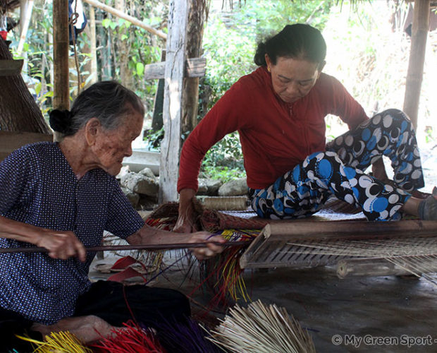 Voyager autrement Vietnam : tissage Hoi An